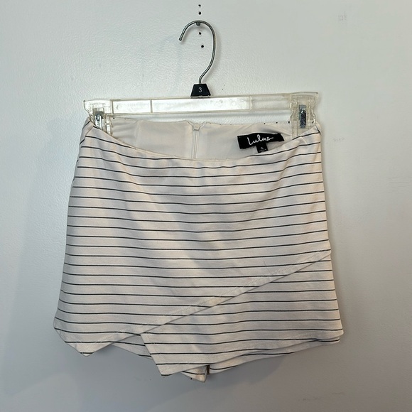 Lulus stripped skort - Picture 1 of 3